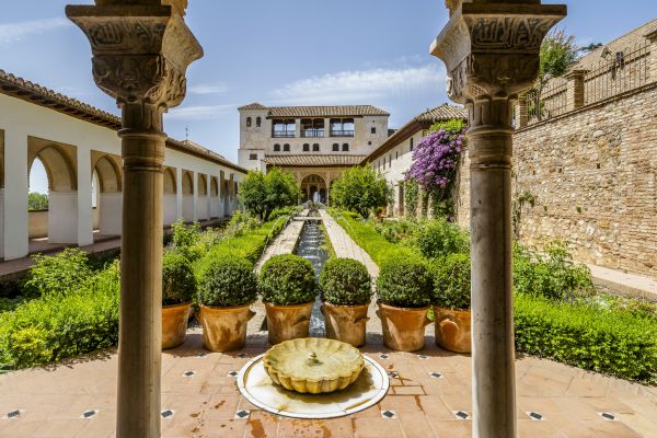 Cost of Courtyard Construction Service in Santa Ana